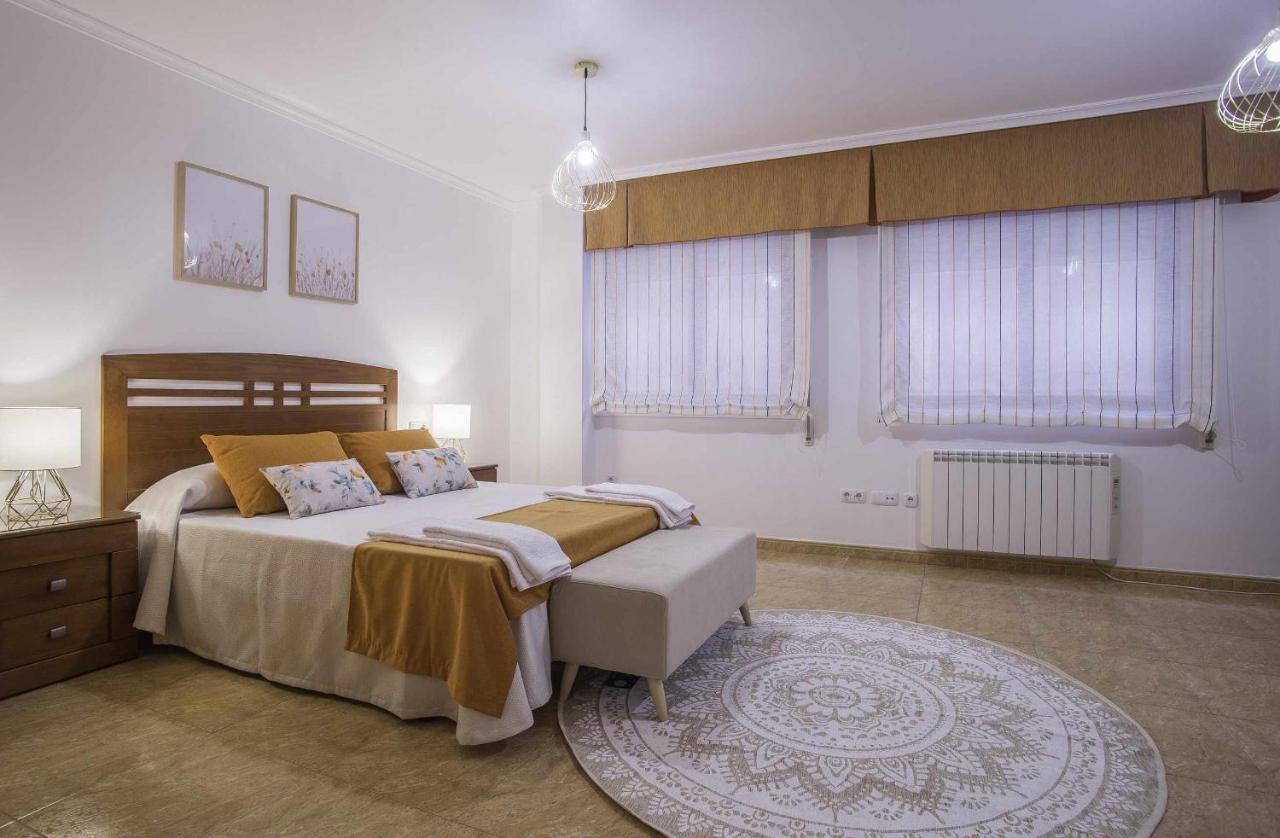Apartamento En Raxo Pontevedra Esterno foto