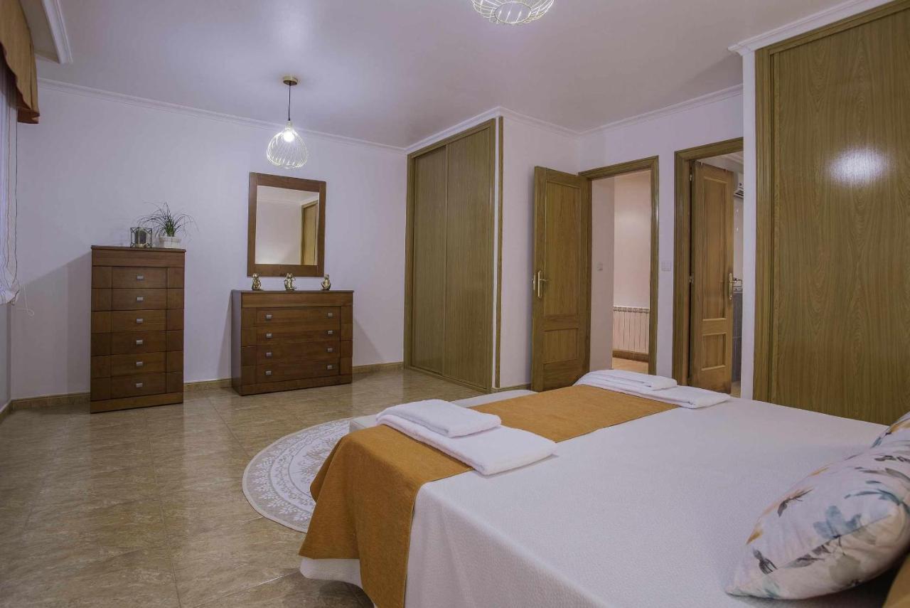 Apartamento En Raxo Pontevedra Esterno foto